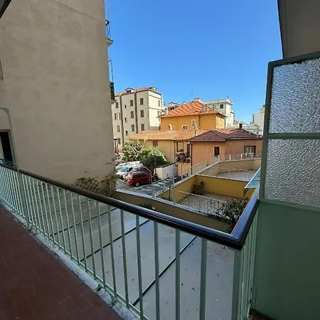 Casa Benedetta Nuovo Bilocale 100 Metri Dal Mare