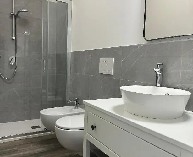 Apartment Casa Benedetta Nuovo Bilocale 100 Metri Dal Mare Alassio